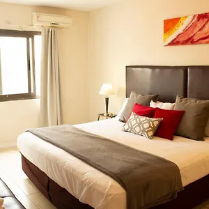 Apartahotel Uvas
