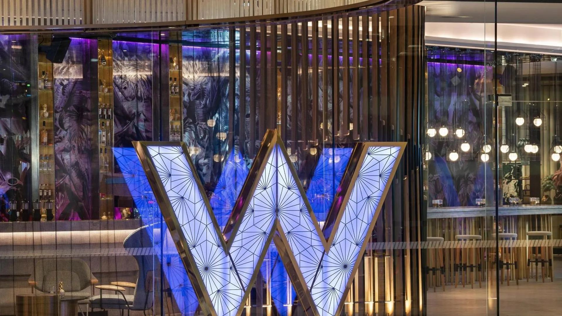 W Brisbane Hotel